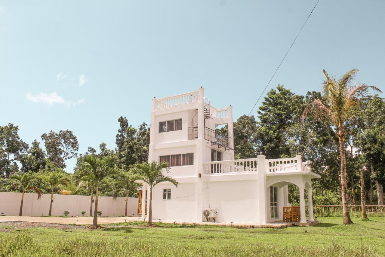 Sagbayan Joe'S Castle B&B 외부 사진